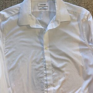 Calvin Klein Men's Crisp White Dress Shirt